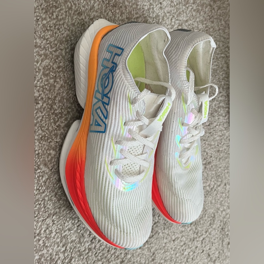 Hoka Carbon Plated Cielo X1 Athletic Shoes size 8